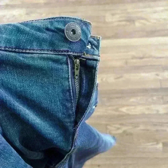 Stitch Star Size 6 Skinny Leg Distressed Stretch Jeans - Picture 6 of 8